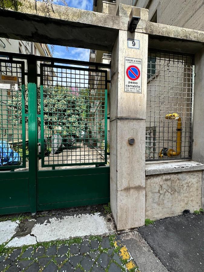 Quiet & Cosy Colosseum Rome Exterior photo